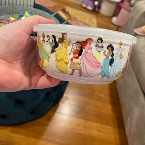 FIRST OFFER GETS IT Small Disney Princess Bowl